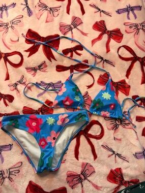 SHEIN Blue Floral Triangle Bikini Set